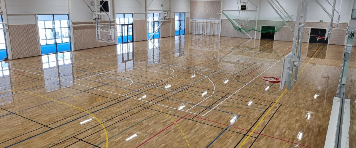 Oversiktsbilde over hallen