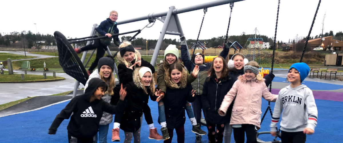 Barn i Frosta aktivitetspark