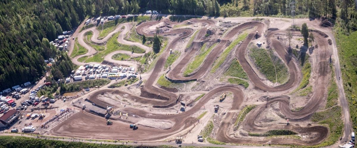 Oversikt over Leirdalen. Flyfoto: Lier MSK Flyfoto Leirdalen