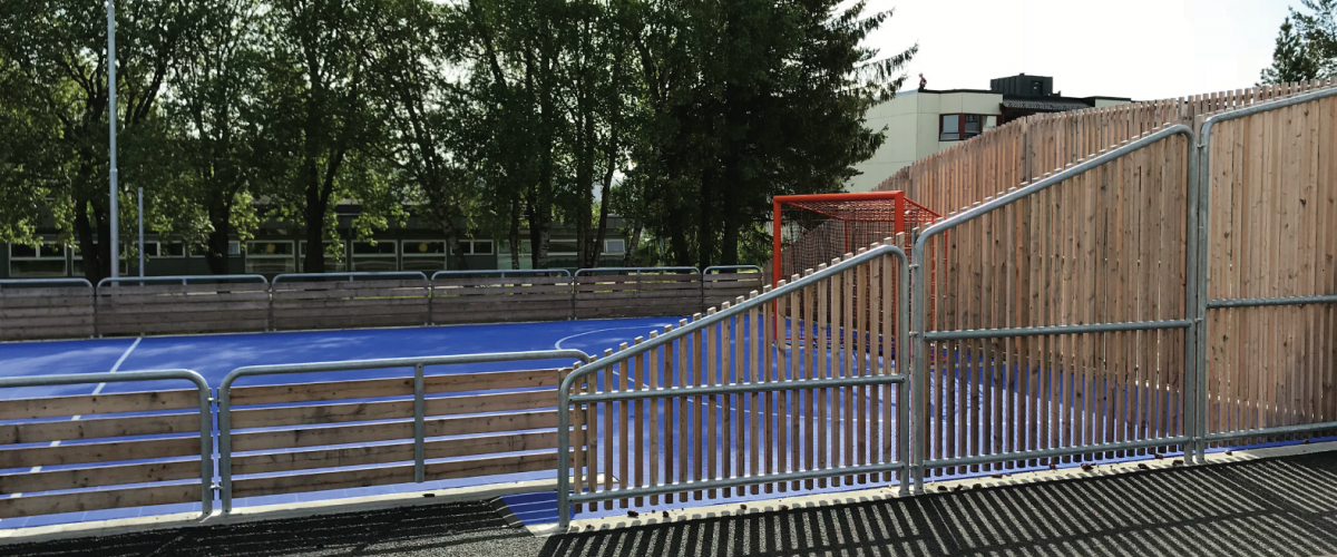 Ballbinge i boligområde