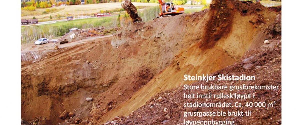 Grus ble hentet fra nærområdet og nyttet i løypeoppbyggingen,