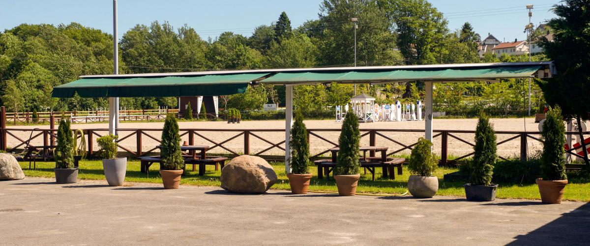 Benker under skjerming