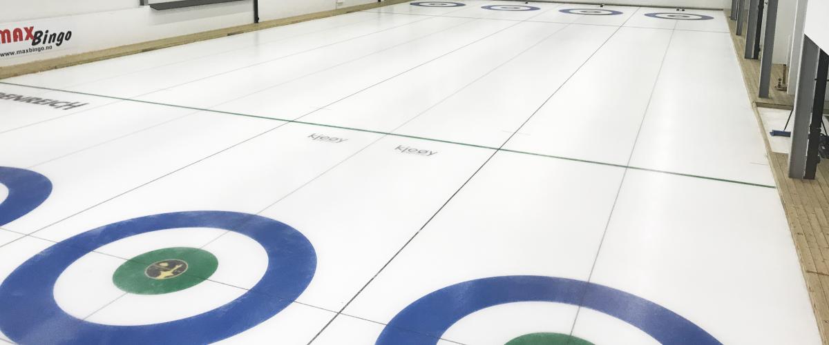 Leangen curlinghall isbaner