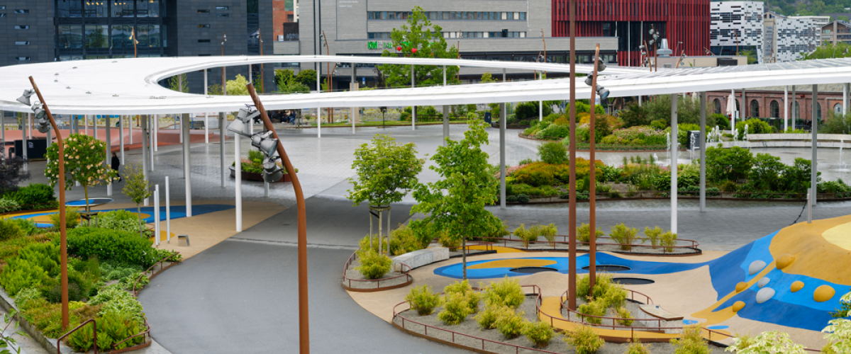 Oversiktsbilde av anlegget. Foto: Arkitektbedriftene/ Kim Ramberghaug Oversiktsbilde av Sandnes Ruten sentrumspark. Viser Lysningen ovenfra.