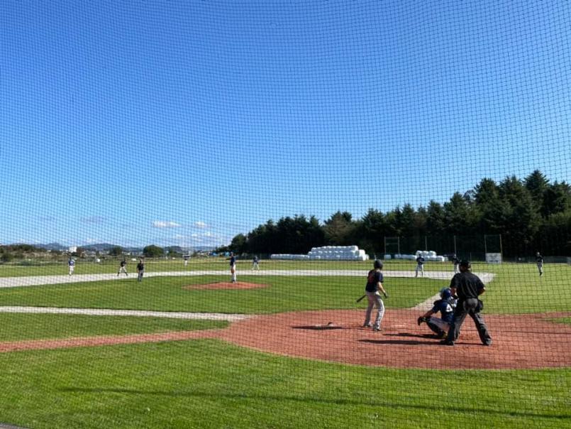 Baseballspill på banen